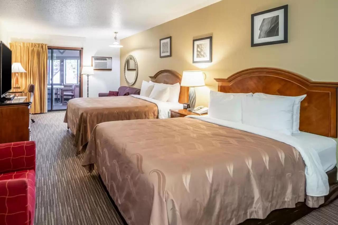 Quality Inn Keystone Near Mount Rushmore Extérieur photo