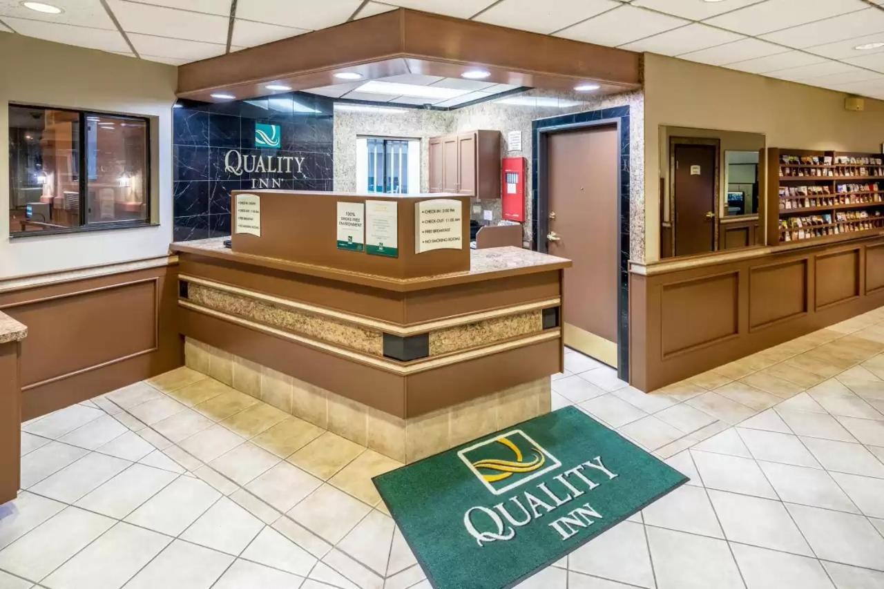 Quality Inn Keystone Near Mount Rushmore Extérieur photo